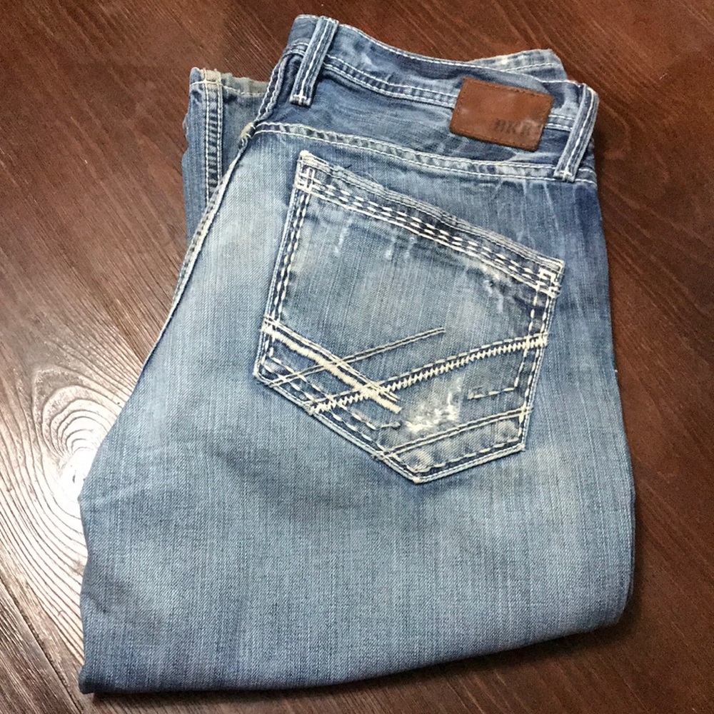 Men’s Buckle Jeans
